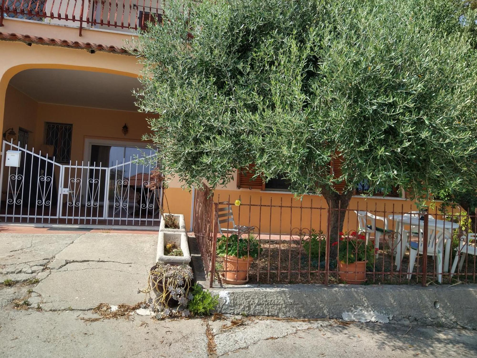 La Quiete Appartement Ospedaletti Buitenkant foto